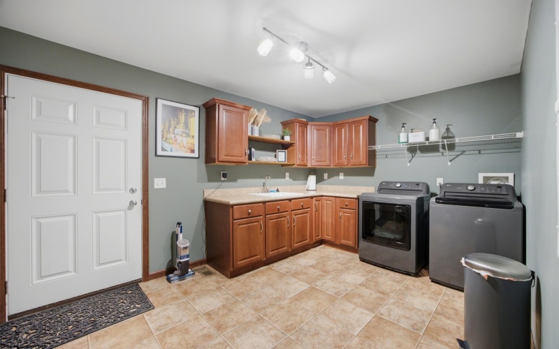 1986 Rock Union Road, Fairmont, West Virginia 26554, 3 Bedroom Bedrooms, 9 Room Rooms,2 BathroomBathrooms,Single Family Detached,For Sale,Rock Union,0,10167530