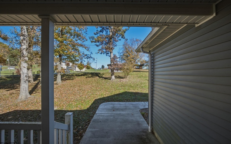 1986 Rock Union Road, Fairmont, West Virginia 26554, 3 Bedroom Bedrooms, 9 Room Rooms,2 BathroomBathrooms,Single Family Detached,For Sale,Rock Union,0,10167530