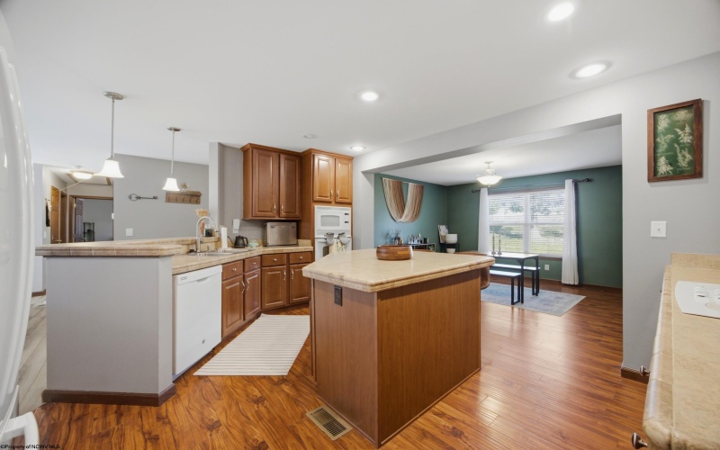 1986 Rock Union Road, Fairmont, West Virginia 26554, 3 Bedroom Bedrooms, 9 Room Rooms,2 BathroomBathrooms,Single Family Detached,For Sale,Rock Union,0,10167530