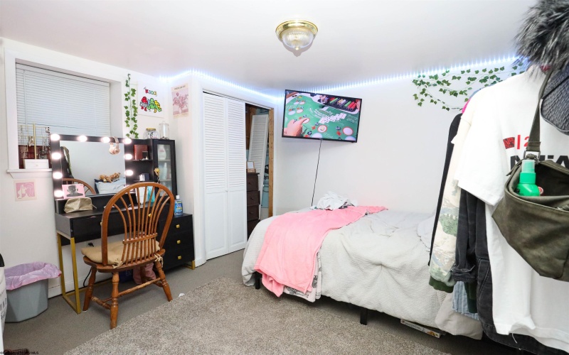 228 Cornell Avenue, Morgantown, West Virginia 26508, 3 Bedroom Bedrooms, 5 Room Rooms,2 BathroomBathrooms,Residential Rentals,For Rent,Cornell,0,10167570