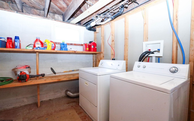 228 Cornell Avenue, Morgantown, West Virginia 26508, 3 Bedroom Bedrooms, 5 Room Rooms,2 BathroomBathrooms,Residential Rentals,For Rent,Cornell,0,10167570