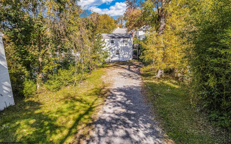 228 Cornell Avenue, Morgantown, West Virginia 26508, 3 Bedroom Bedrooms, 5 Room Rooms,2 BathroomBathrooms,Residential Rentals,For Rent,Cornell,0,10167570