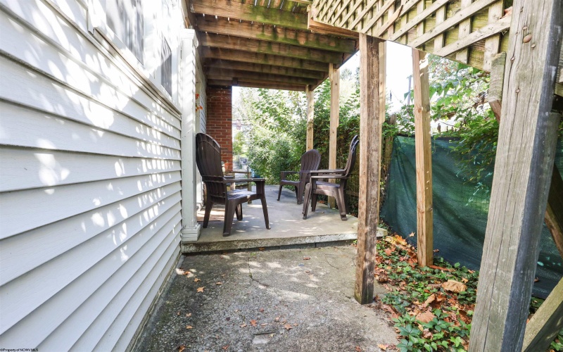 228 Cornell Avenue, Morgantown, West Virginia 26508, 3 Bedroom Bedrooms, 5 Room Rooms,2 BathroomBathrooms,Residential Rentals,For Rent,Cornell,0,10167570