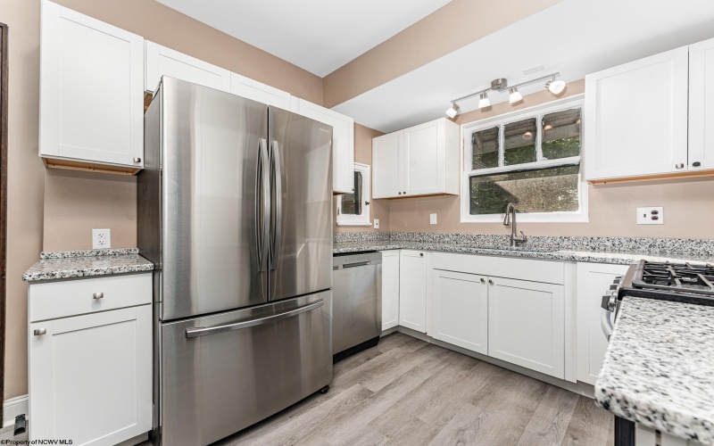 108 Cornell Avenue, Morgantown, West Virginia 26505, 3 Bedroom Bedrooms, 7 Room Rooms,3 BathroomBathrooms,Residential Rentals,For Rent,Cornell,0,10167574