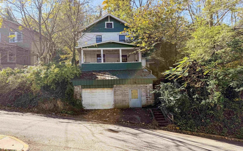 108 Cornell Avenue, Morgantown, West Virginia 26505, 3 Bedroom Bedrooms, 7 Room Rooms,3 BathroomBathrooms,Residential Rentals,For Rent,Cornell,0,10167574