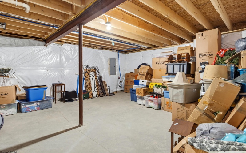211 Norwood Court, Morgantown, West Virginia 26508, 5 Bedroom Bedrooms, 10 Room Rooms,4 BathroomBathrooms,Single Family Detached,For Sale,Norwood,0,10164026