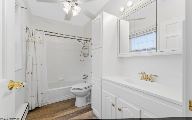 3574 Freedom Highway, Fairmont, West Virginia 26554, 3 Bedroom Bedrooms, 12 Room Rooms,3 BathroomBathrooms,Single Family Detached,For Sale,Freedom,0,10167557