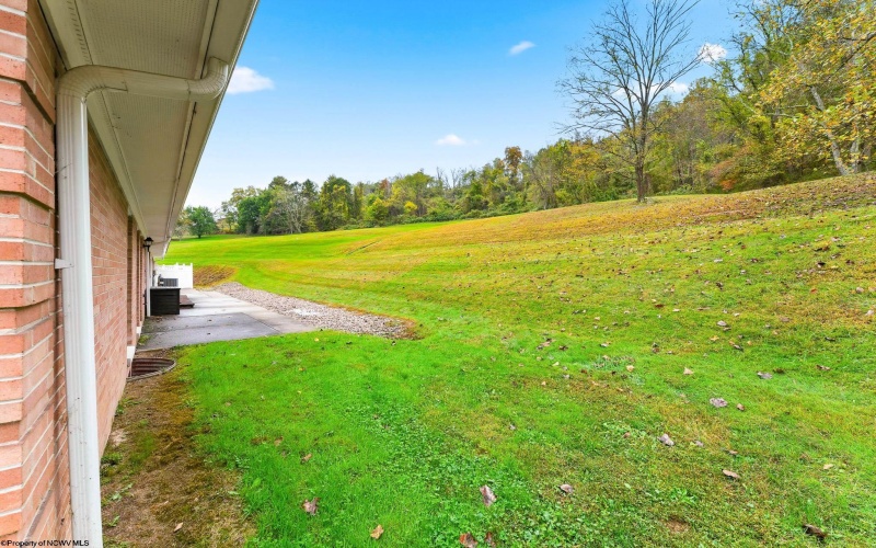3574 Freedom Highway, Fairmont, West Virginia 26554, 3 Bedroom Bedrooms, 12 Room Rooms,3 BathroomBathrooms,Single Family Detached,For Sale,Freedom,0,10167557