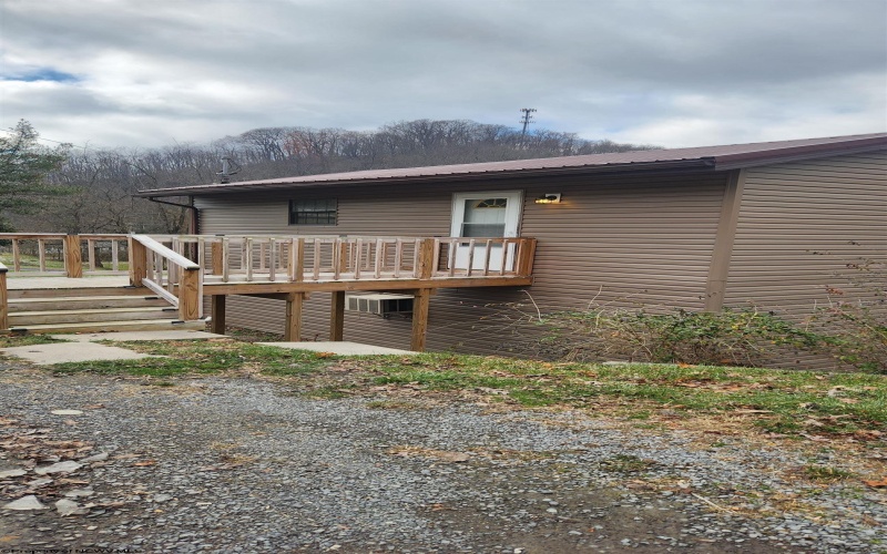 1752 Tyrone Road, Morgantown, West Virginia 26508, 1 Bedroom Bedrooms, 2 Room Rooms,1 BathroomBathrooms,Residential Rentals,For Rent,Tyrone,0,10167579