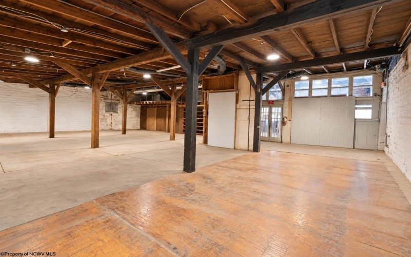 120 Clay Street, Morgantown, West Virginia 26505, 0 , 0 ,0,Commercial (lease),For Rent,Clay,0,10167606