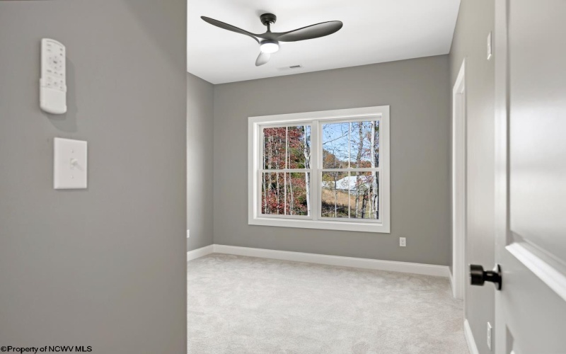 202 Sabre Court, Morgantown, West Virginia 26508, 3 Bedroom Bedrooms, 8 Room Rooms,3 BathroomBathrooms,Single Family Detached,For Sale,Sabre,0,10167603