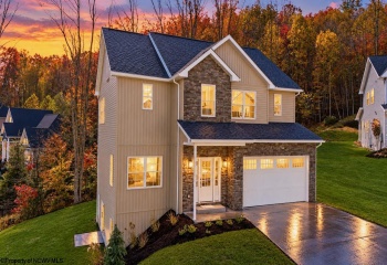 201 Sabre Court, Morgantown, West Virginia 26508, 4 Bedroom Bedrooms, 8 Room Rooms,3 BathroomBathrooms,Single Family Detached,For Sale,Sabre,0,10167601
