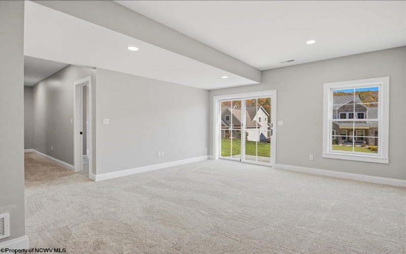 201 Sabre Court, Morgantown, West Virginia 26508, 4 Bedroom Bedrooms, 8 Room Rooms,3 BathroomBathrooms,Single Family Detached,For Sale,Sabre,0,10167601