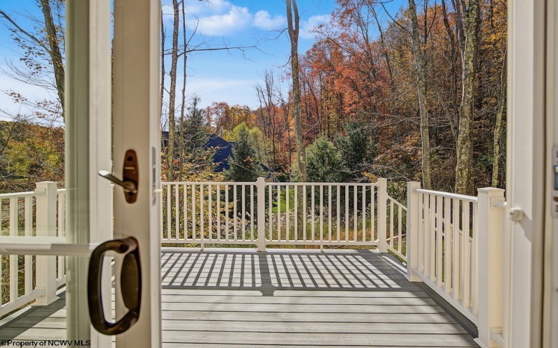 201 Sabre Court, Morgantown, West Virginia 26508, 4 Bedroom Bedrooms, 8 Room Rooms,3 BathroomBathrooms,Single Family Detached,For Sale,Sabre,0,10167601