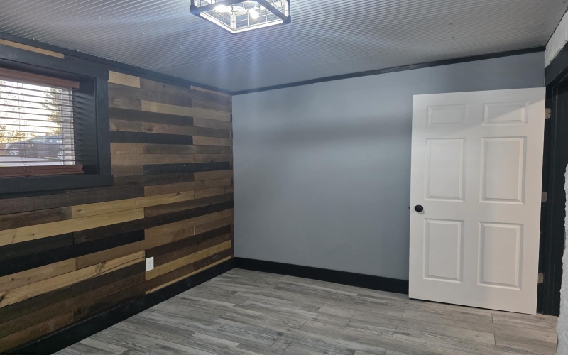 401 Pike Street, Shinnston, West Virginia 26431, 2 Bedroom Bedrooms, 5 Room Rooms,1 BathroomBathrooms,Residential Rentals,For Rent,Pike,0,10167619