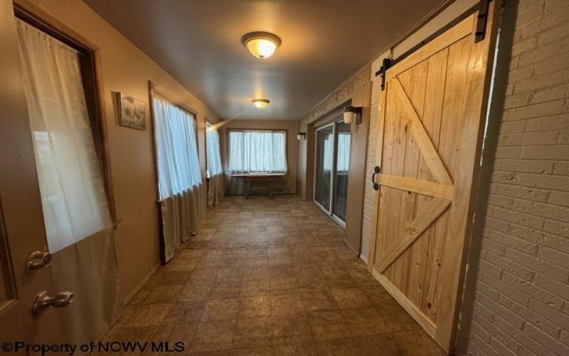 207 Morgantown Street, Kingwood, West Virginia 26537-1360, 3 Bedroom Bedrooms, 6 Room Rooms,2 BathroomBathrooms,Residential Rentals,For Rent,Morgantown,0,10167620