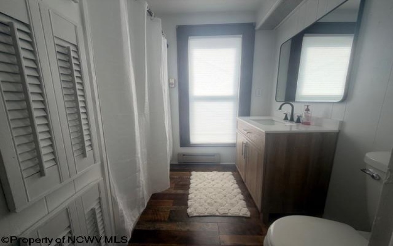 207 Morgantown Street, Kingwood, West Virginia 26537-1360, 3 Bedroom Bedrooms, 6 Room Rooms,2 BathroomBathrooms,Residential Rentals,For Rent,Morgantown,0,10167620