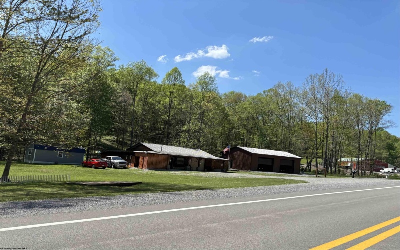 8599 Barbour County Highway, Belington, West Virginia 26250, 2 Bedrooms Bedrooms, 4 Rooms Rooms,1 BathroomBathrooms,Single Family Detached,For Sale,Barbour County,10137746