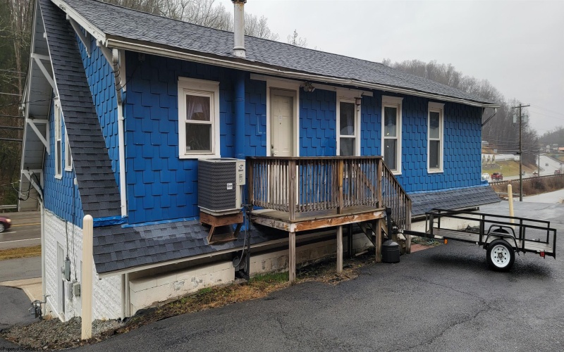 28 CHEMISTRY Drive, Elkins, West Virginia 26241, ,Commercial/industrial,For Sale,CHEMISTRY,10149384