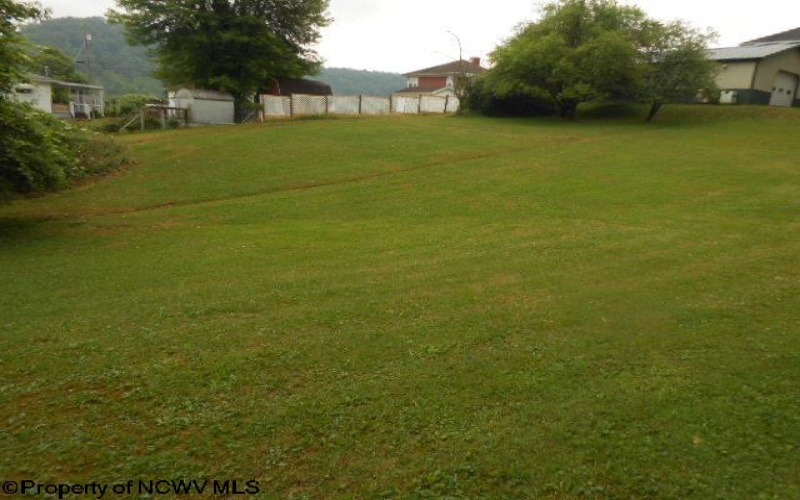 corner Charles and Bellview Avenue, Weston, West Virginia 26452, ,Lots/land,For Sale,Charles and Bellview,10149576