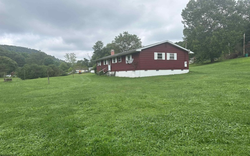 4265 Galloway Road, Flemington, West Virginia 26347, 4 Bedrooms Bedrooms, 6 Rooms Rooms,2 BathroomsBathrooms,Single Family Detached,For Sale,Galloway,10150465