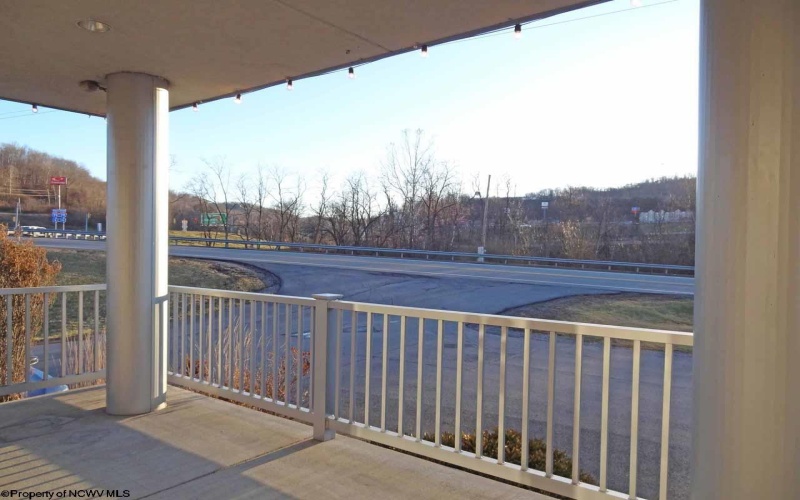 1040 Fairmont Road, Morgantown, West Virginia 26501, ,Commercial/industrial,For Lease,Fairmont,10147683