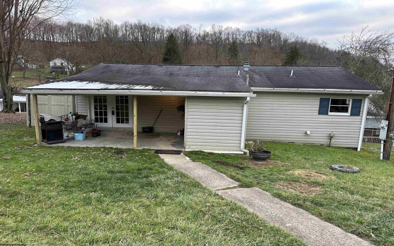1032 Parkview Addition, Idamay, West Virginia 26576, 3 Bedrooms Bedrooms, 5 Rooms Rooms,1 BathroomBathrooms,Single Family Detached,For Sale,Parkview,10152519