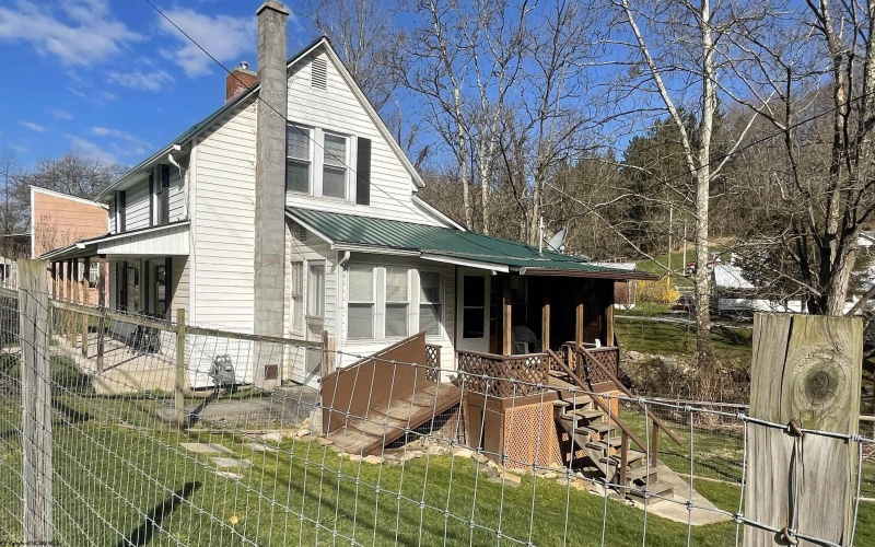 6 Cherry Hill Road, Philippi, West Virginia 26416, 3 Bedrooms Bedrooms, 8 Rooms Rooms,1 BathroomBathrooms,Single Family Detached,For Sale,Cherry Hill,10153371