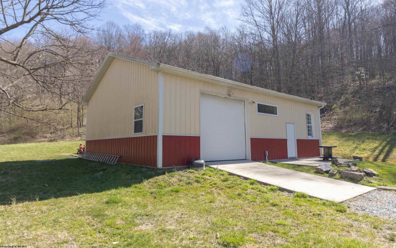 101 Hastings Road, Salem, West Virginia 26426-0000, 3 Bedrooms Bedrooms, 7 Rooms Rooms,3 BathroomsBathrooms,Single Family Detached,For Sale,Hastings,10153561