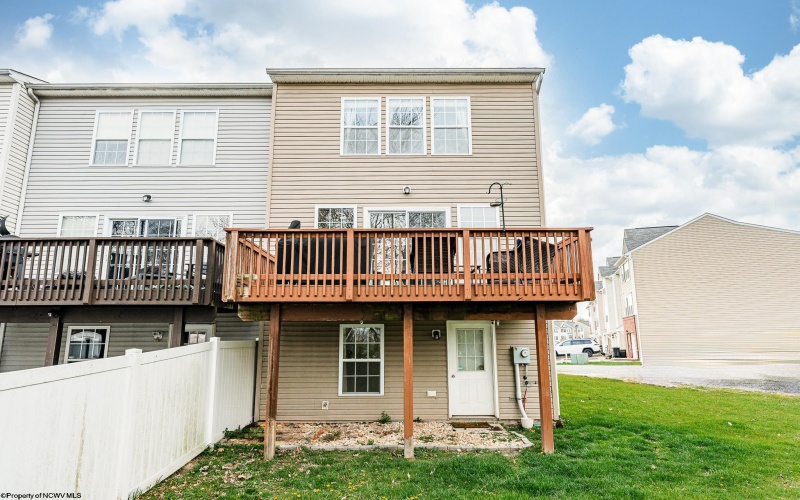 162 Birds Eye View Drive, Morgantown, West Virginia 26501, 4 Bedrooms Bedrooms, 8 Rooms Rooms,2 BathroomsBathrooms,Single Family Attached,For Sale,Birds Eye View,10153801